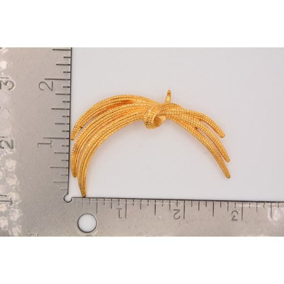 Monet Vintage Bow Pin Brooch Textured Brushed Gold Signed 1990s Bin1 - Picture 12 of 12